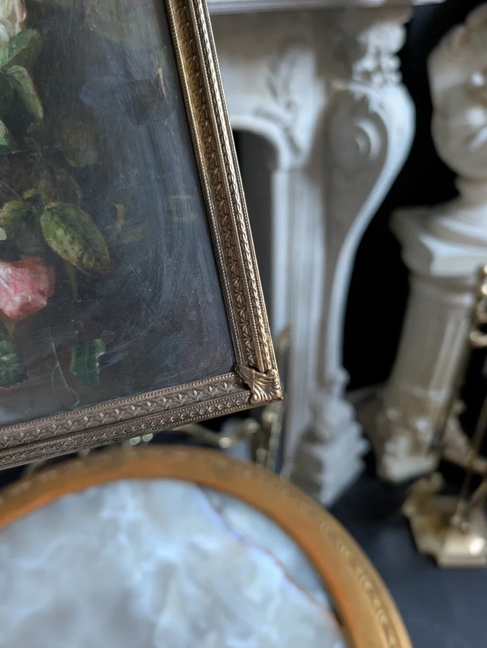 Vintage Gold ornate Brass Metal table top picture frame,  14